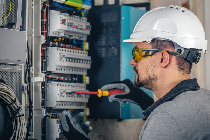 Técnico de Manutenção - Eletricista Industrial (M/F) (Lamego)
